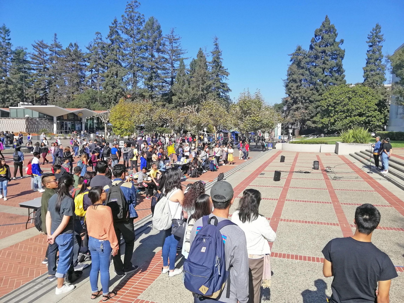 Photo from Mong Palatino 