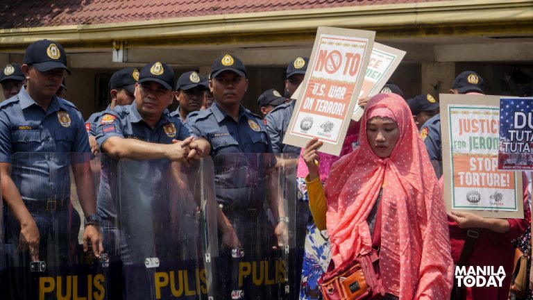 Sino ang terorista? Sino ang terorista?