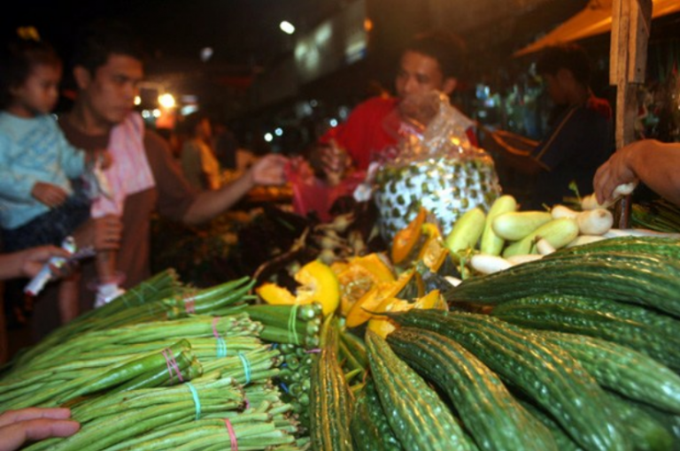 Poor Filipino families worst hit by rising July 2018 inflation