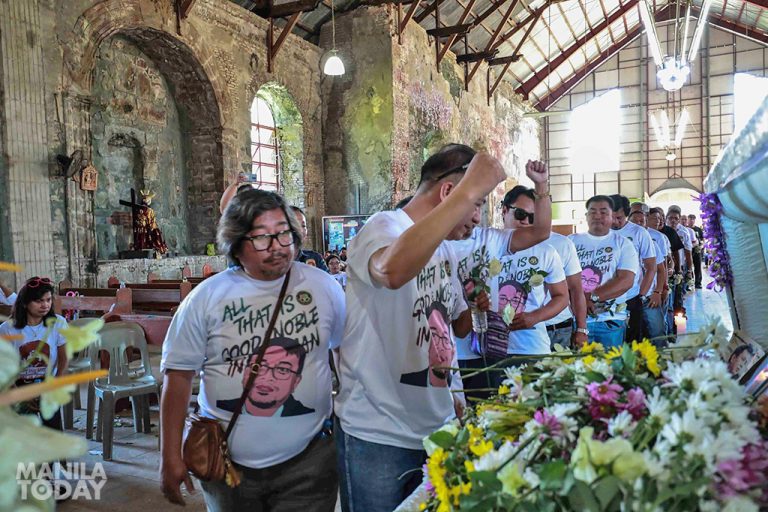 People’s hero funeral march for Randy Malayao