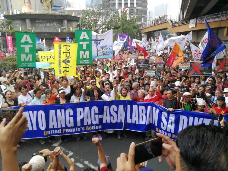 On EDSA uprising anniversary, progressives assail ‘shadows of tyranny’ under Duterte