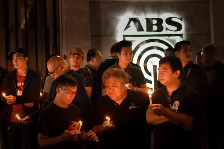 Groups slam SolGen’s plea to revoke ABS-CBN franchise