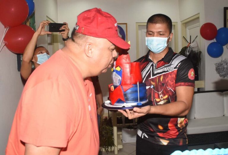 ‘Dura lex, spandex?’ Netizens react to NCR police chief’s birthday bash amid lockdown